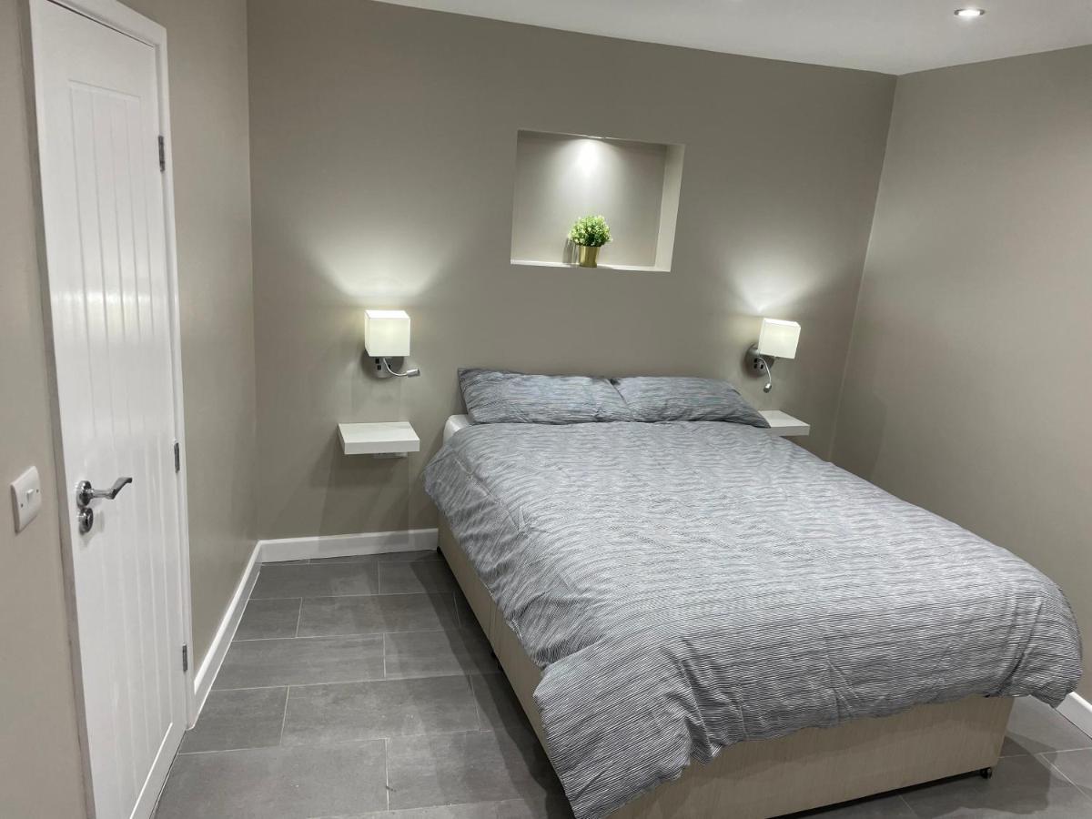 One Bedroom Apartment Goodmayes Buitenkant foto